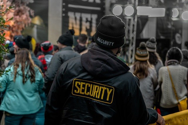 Bouncer / Security